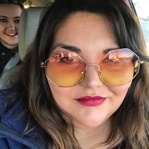 Meet your Posher, Danielle